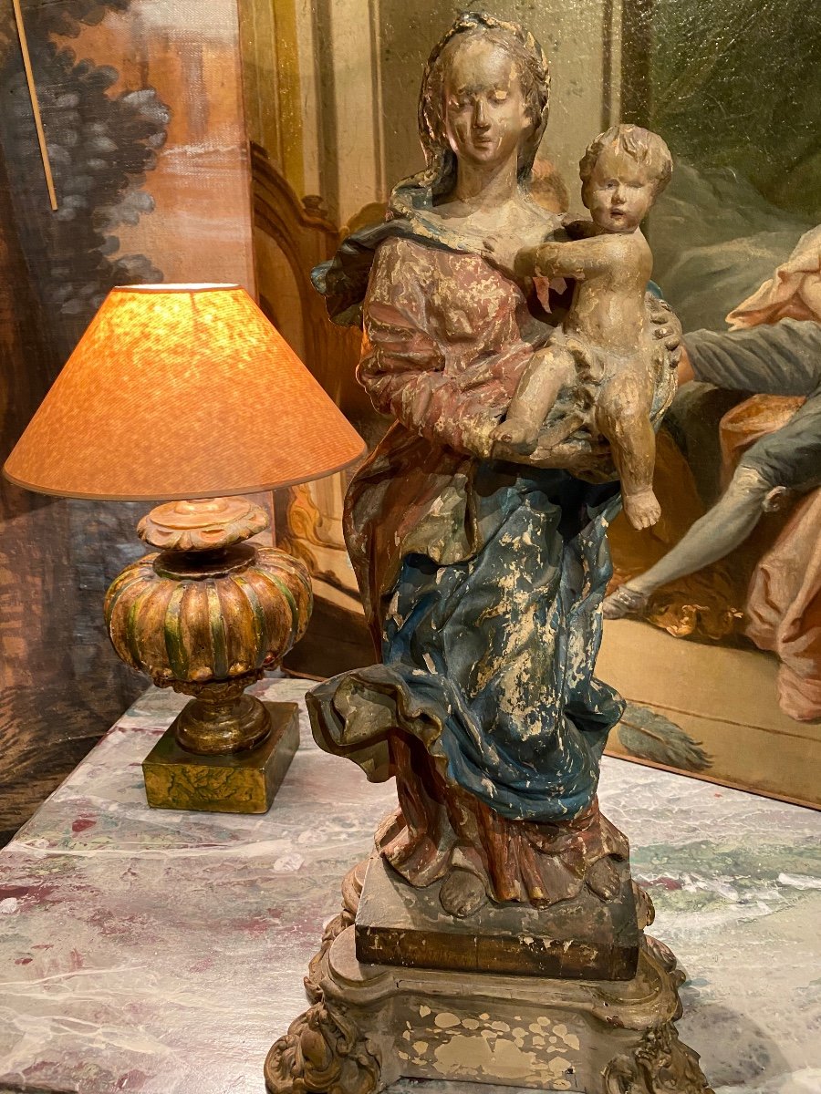 Statue Of The Virgin And Child In Polychrome Carved Wood From The 18th Century-photo-4