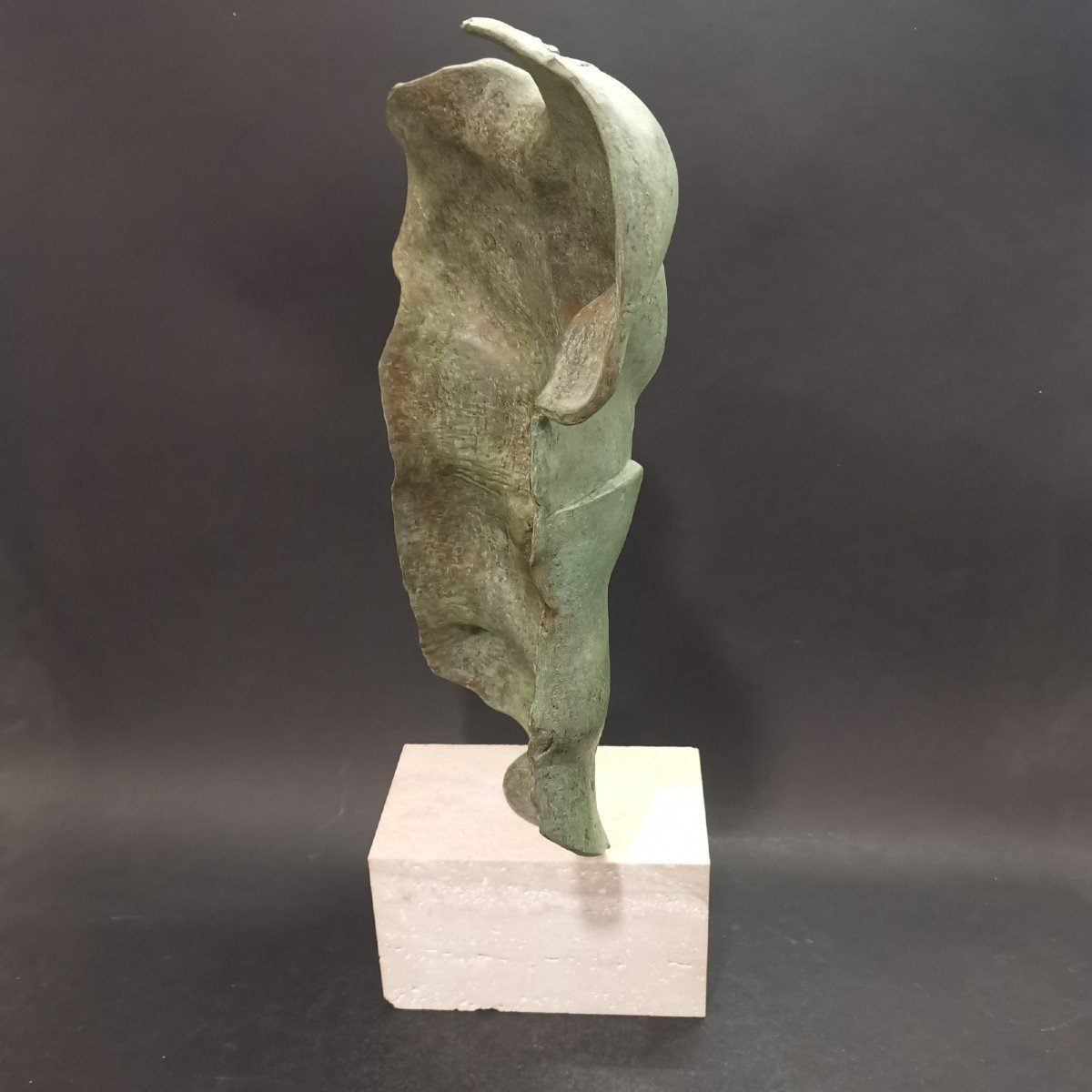 Igor Mitoraj, Persée, Bronze à Patine Verte-photo-1