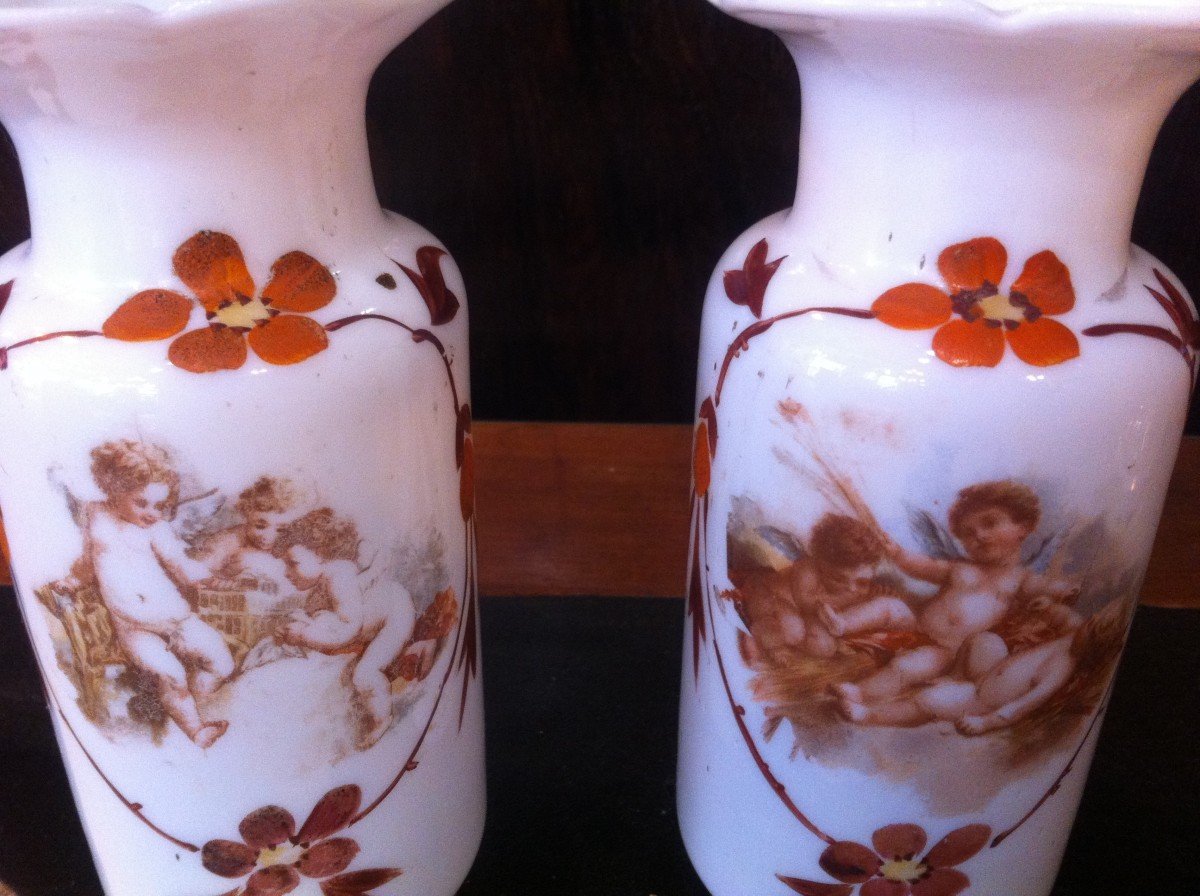  paire de vases en opaline "les Chérubins"-photo-4