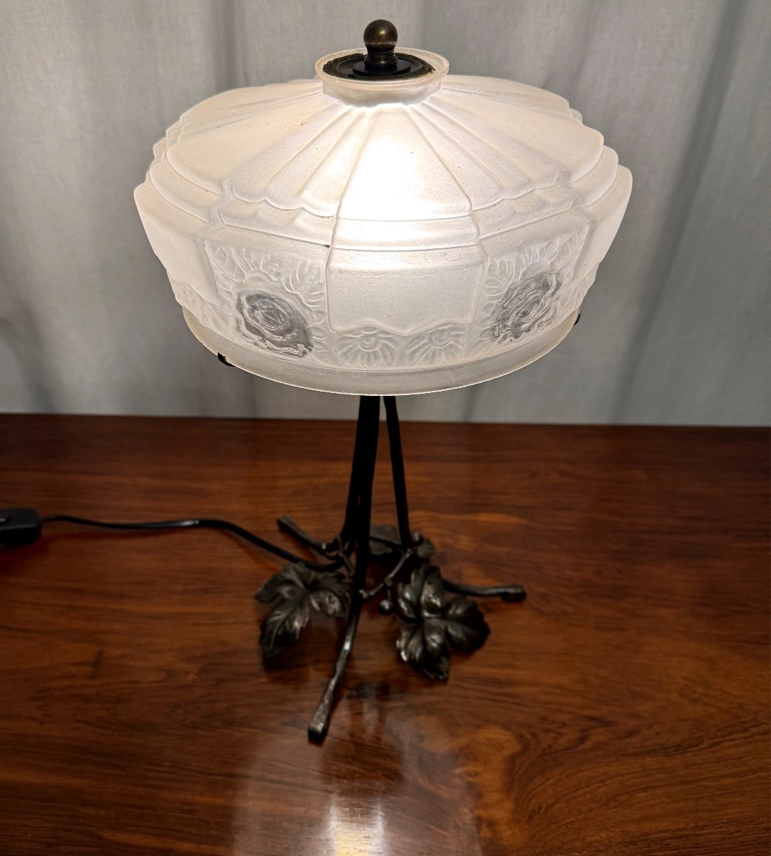 Art Deco Period Lamp-photo-1