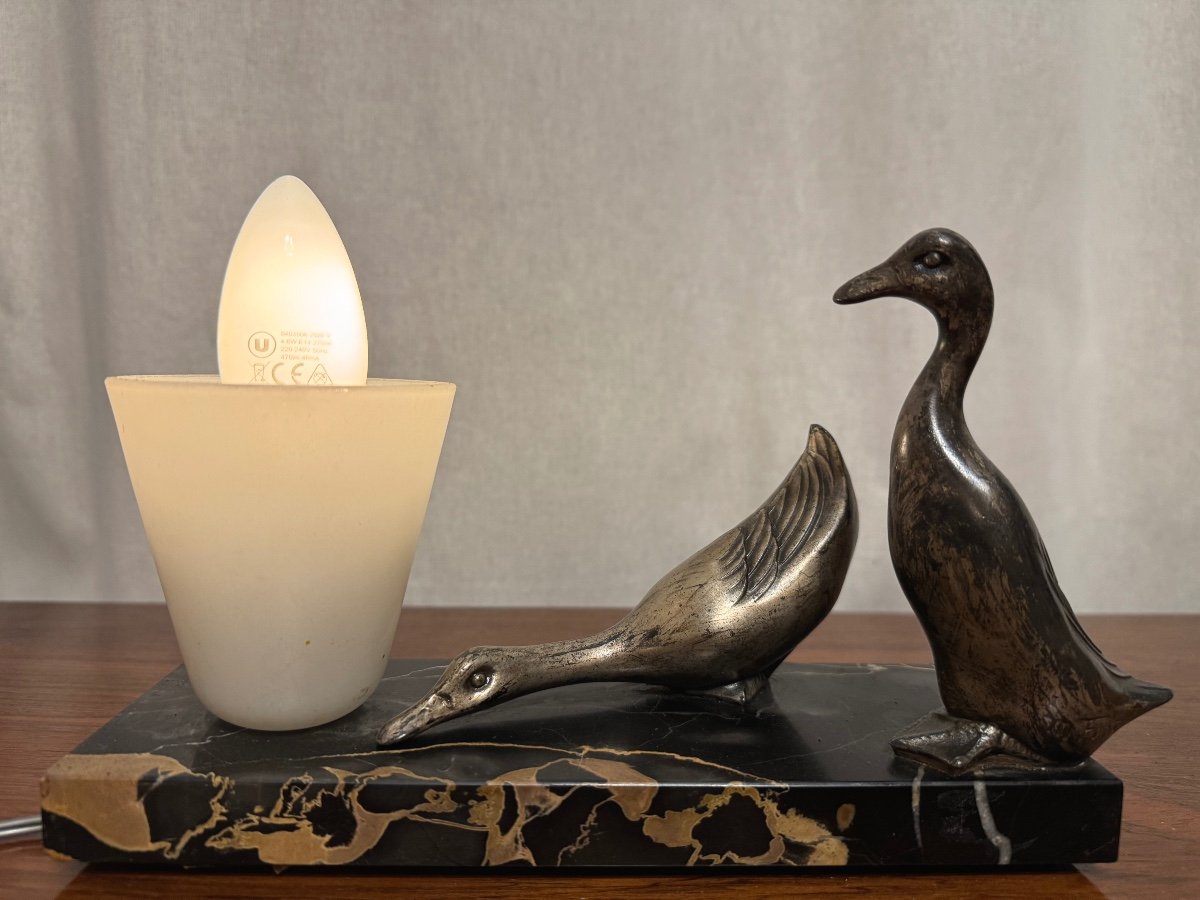 Art Deco Geese Lamp