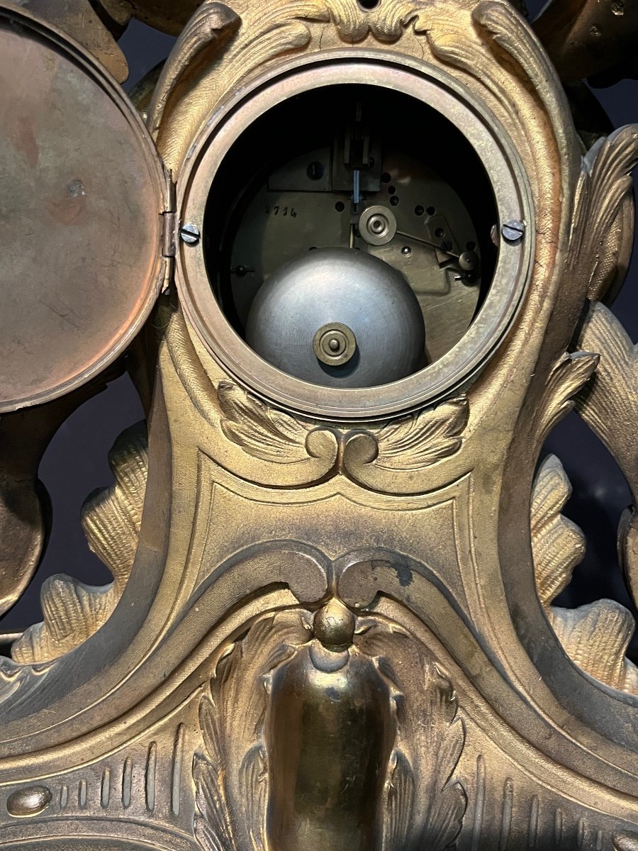 Importante Pendule En Bronze Style Louis XV -photo-4