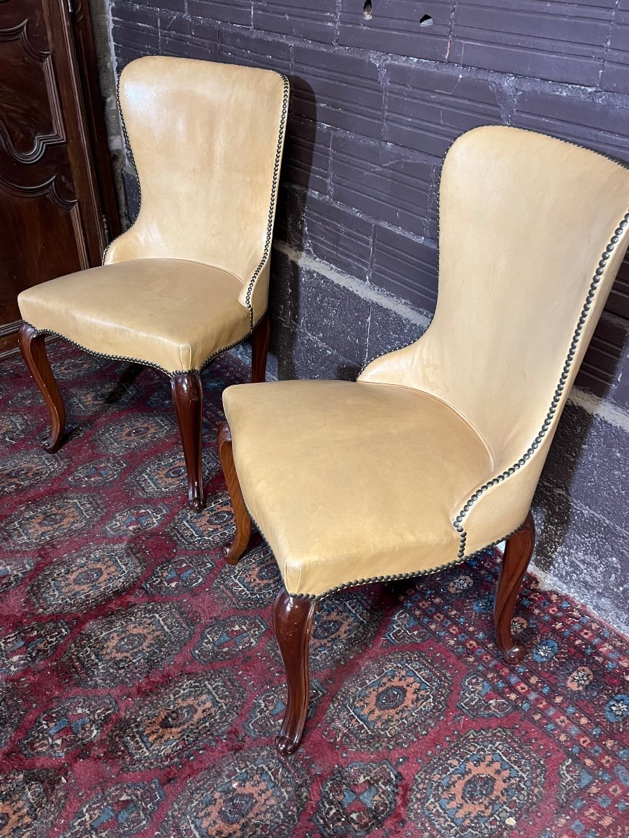 Two Chippendale Low Chairs In Thick Leather-photo-2