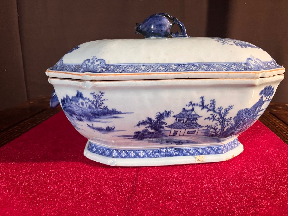 18th Century India Company Tureen-photo-4