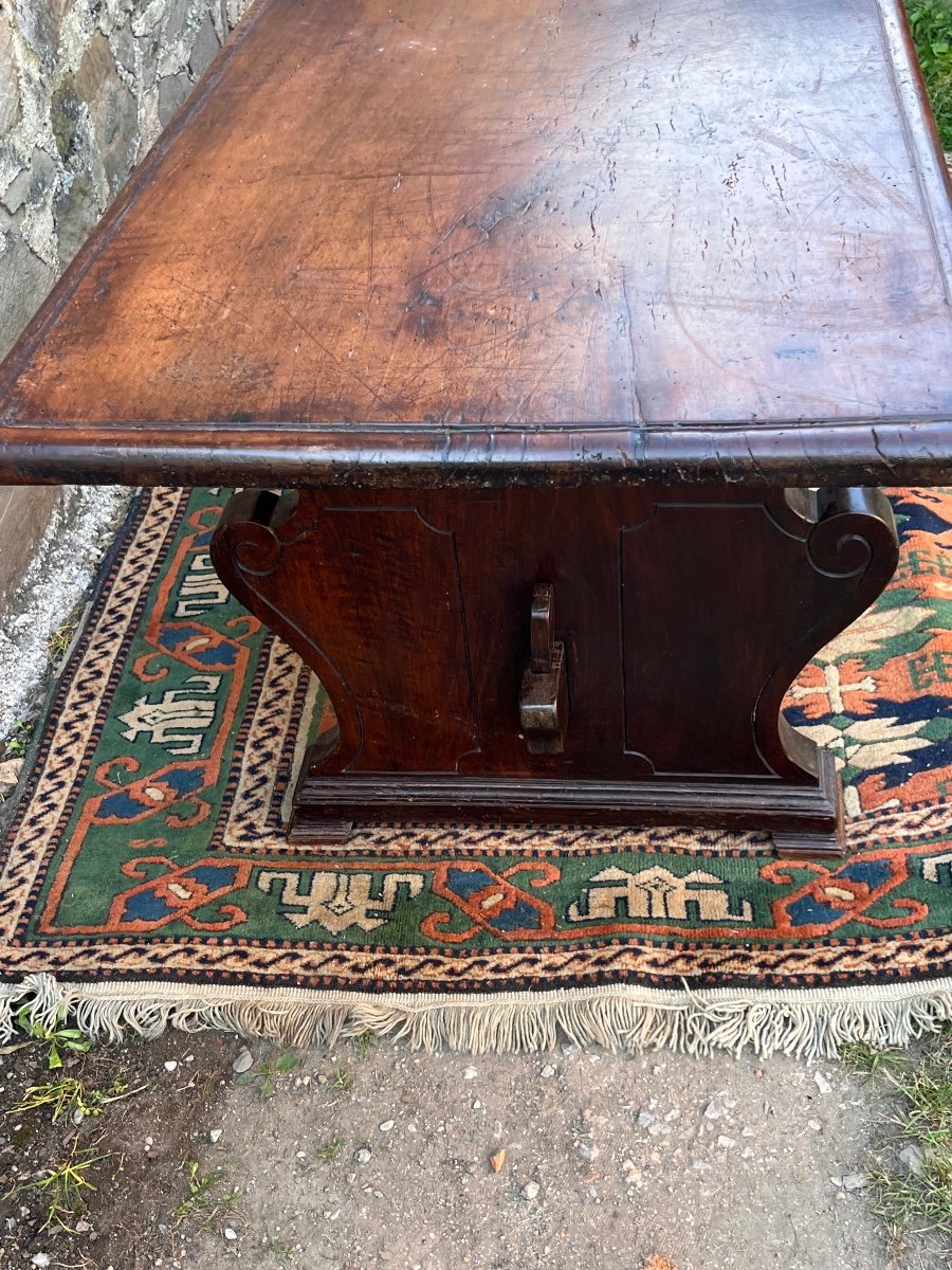 Table De Communauté En Noyer Massif Ancienne -photo-4