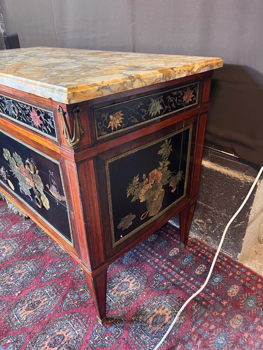 Louis XVI Chest Of Drawers In Coromandel Lacquer -photo-3