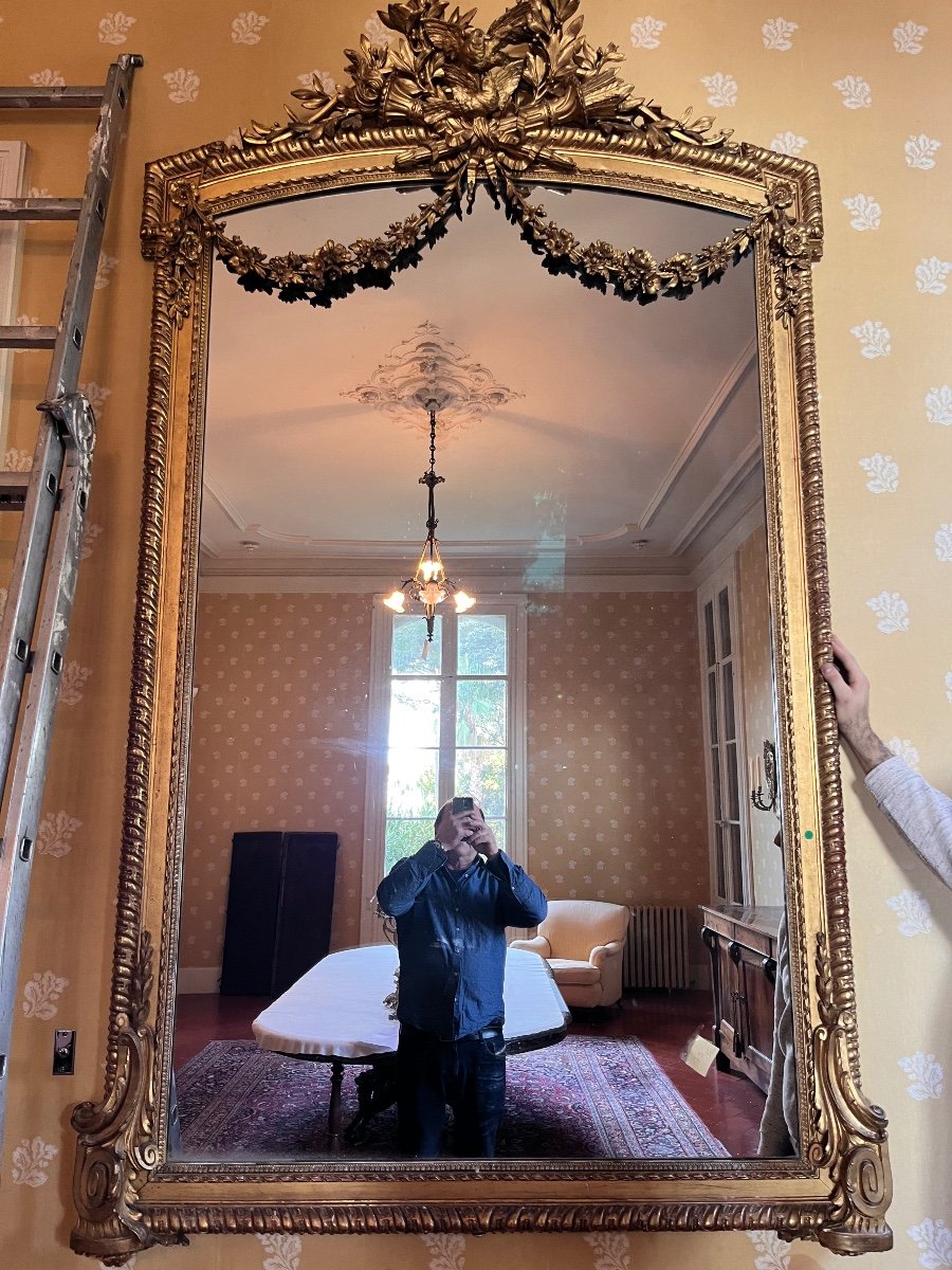 Important Miroir De  Château De Style Louis XVI En Bois Doré 