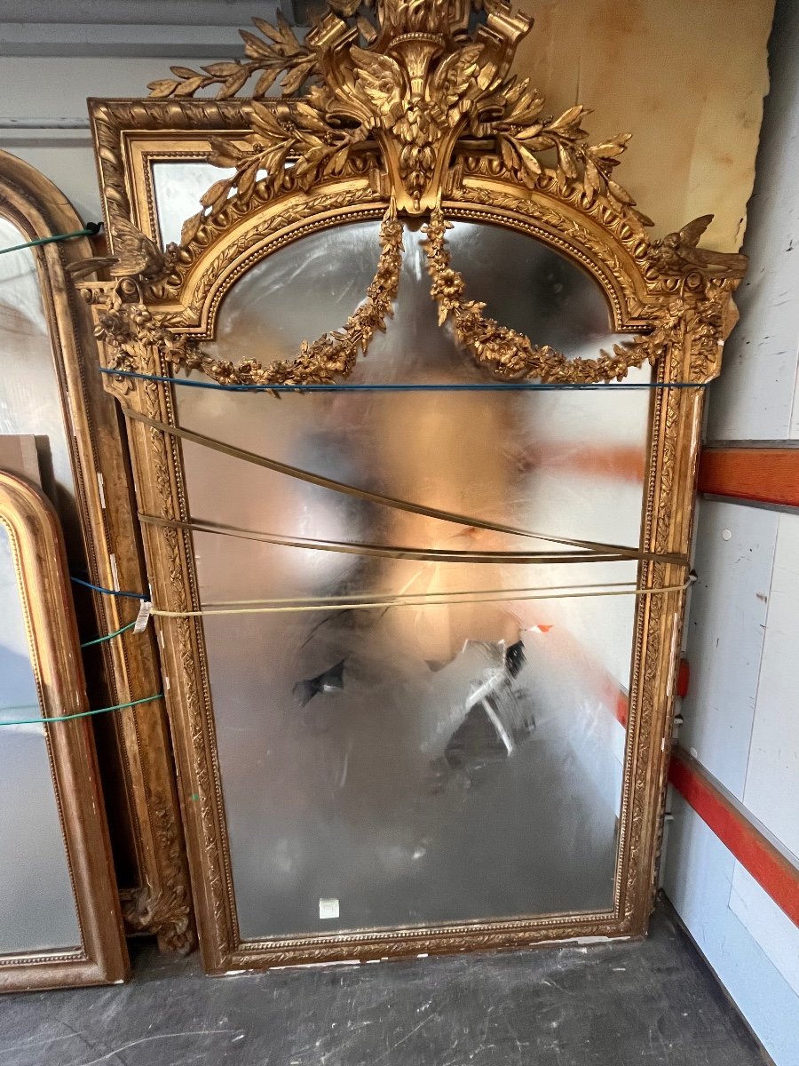 Important Louis XVI Style Gilded Wood Mirror -photo-1