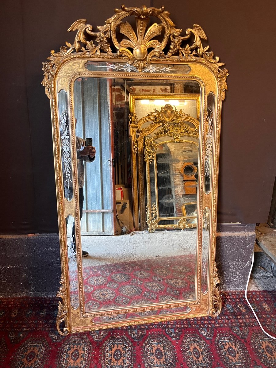 Miroir En Bois Doré De Style Louis XV 