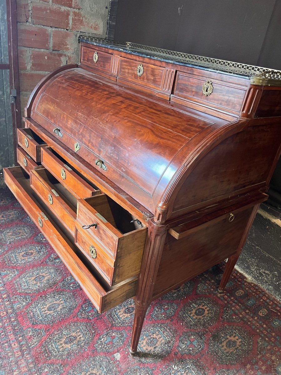 Louis XVI Period Cylinder Desk -photo-5