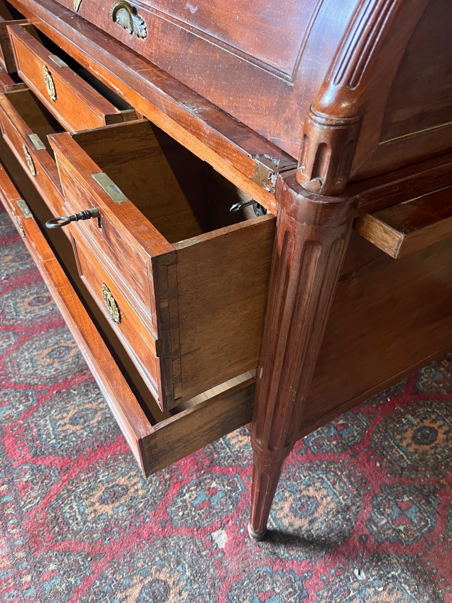 Louis XVI Period Cylinder Desk -photo-8