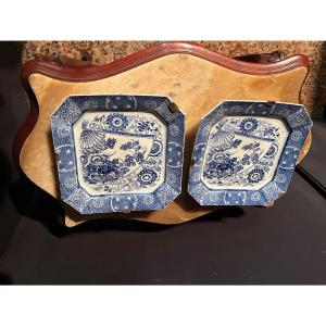 Paire De Plats En Porcelaine De Chine 