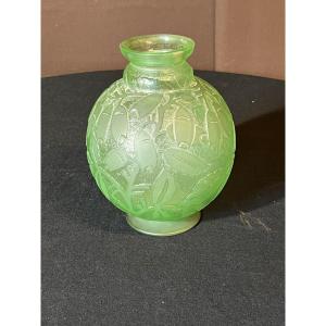 Vase Boulle En Verre Vert De Daum Nancy 