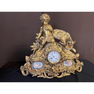 Importante Pendule En Bronze Doré De Style Louis XVI (67/57cm)