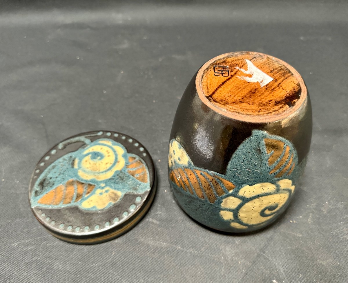 Paul Jacquet - Covered Pot In Glazed Coat, Stylized Floral Decor On A Glossy Black Background-photo-3