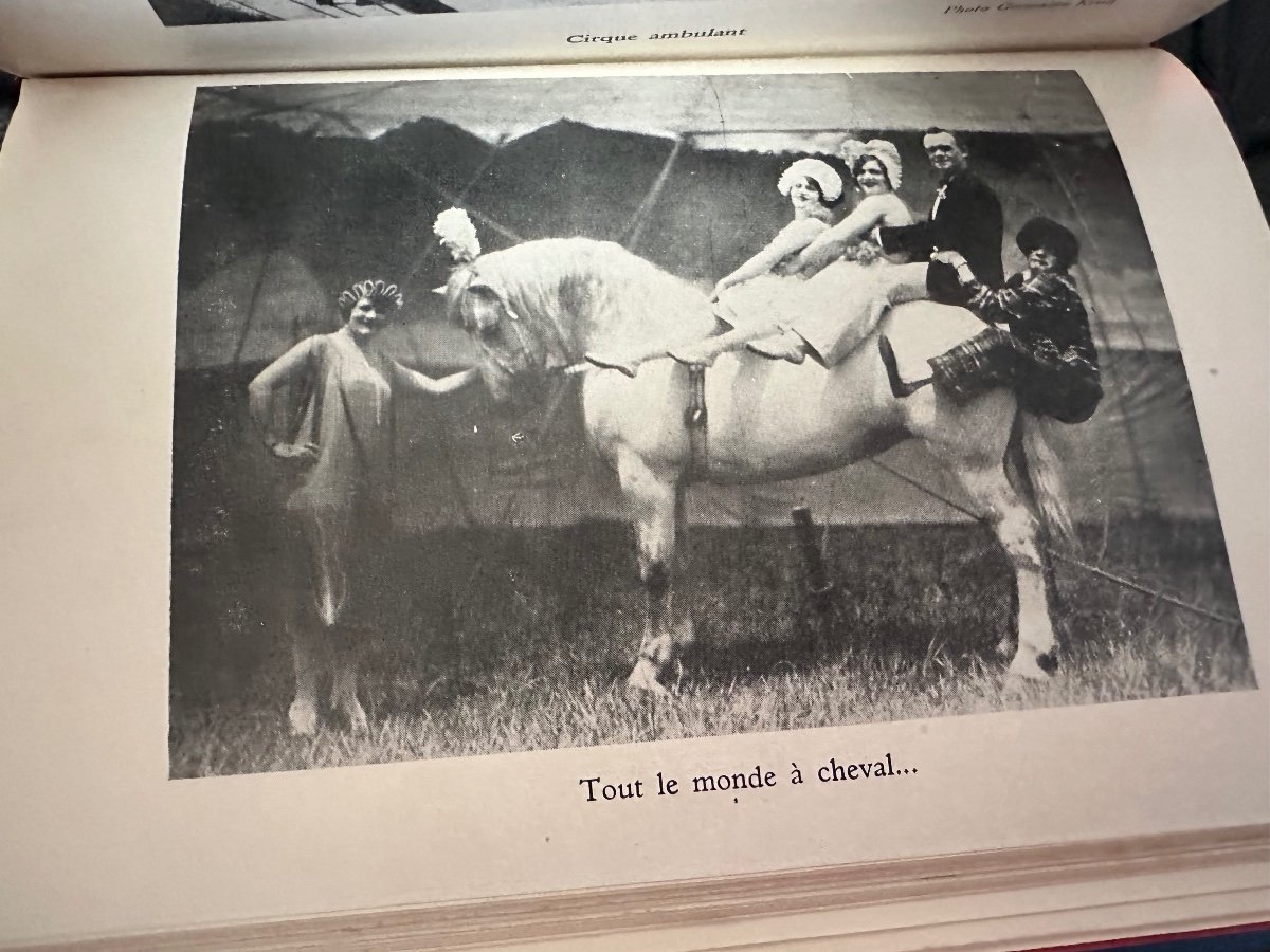 Magnifique Livre Relié cuir Avec Un Décor Vive Le Cirque 1930 De Serge -photo-5