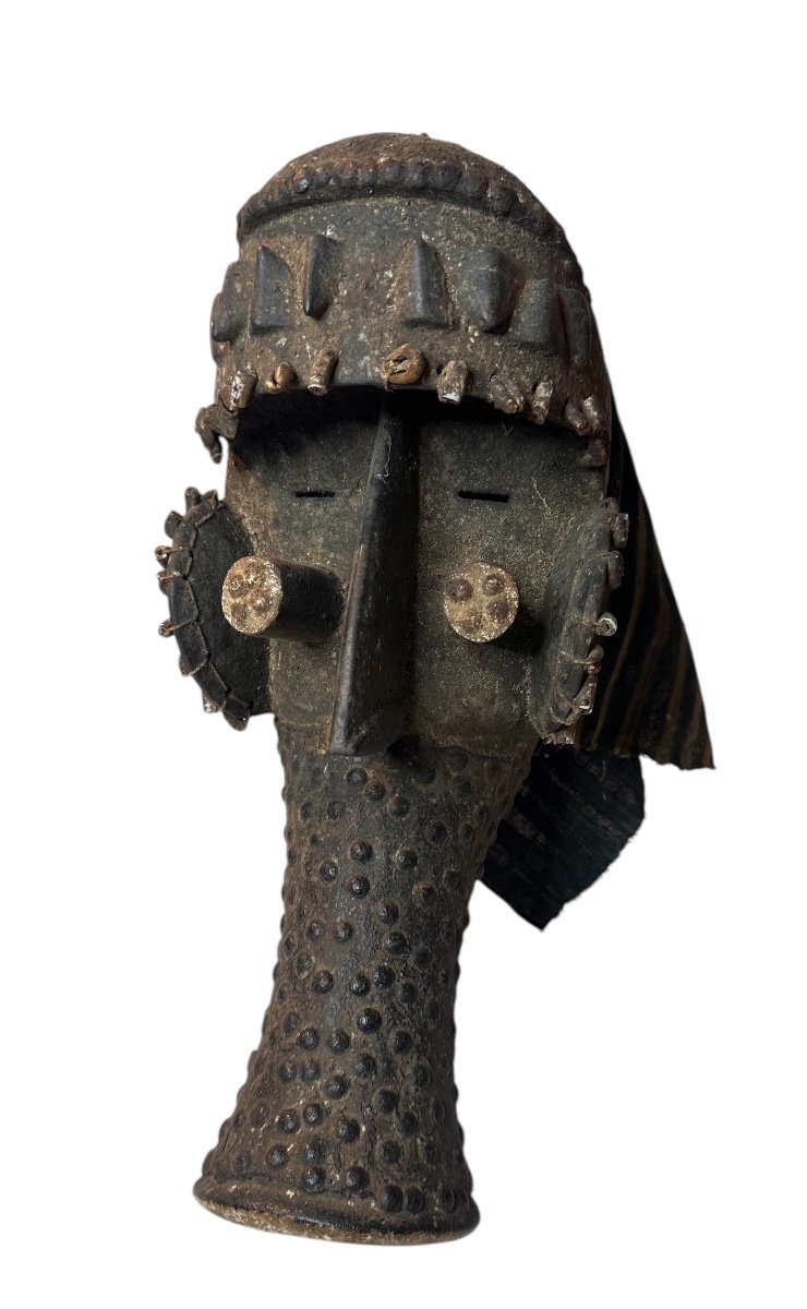 African Mask With Fabrics -photo-2