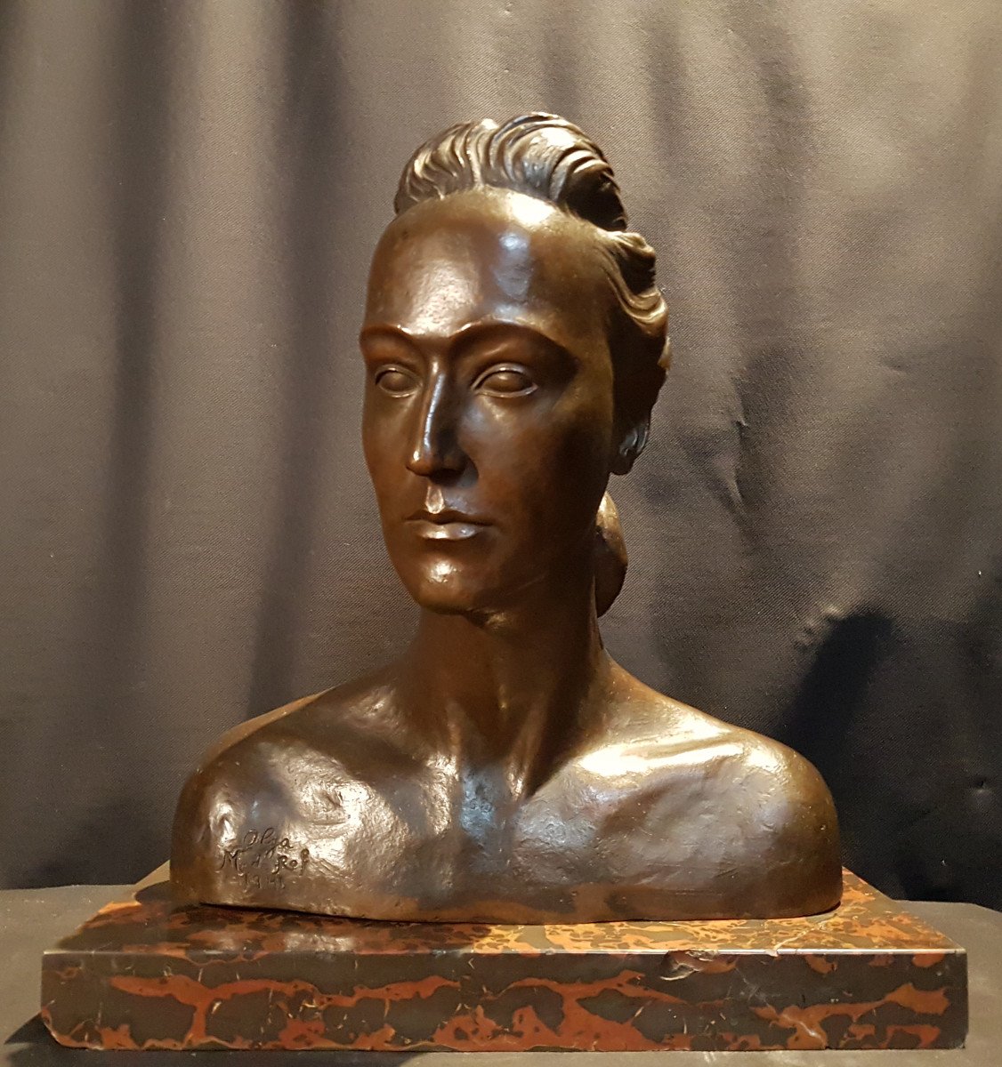 Olga, Bronze Bust, 1941 - M. De Rof