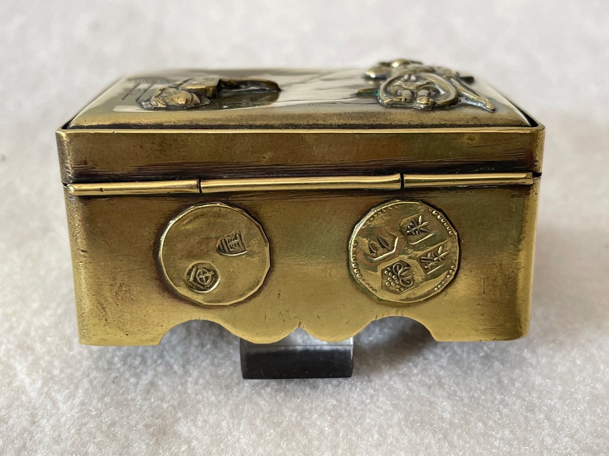 Incense Box "meiji" Period Japan In Brass And Bronze 19th Century-photo-2