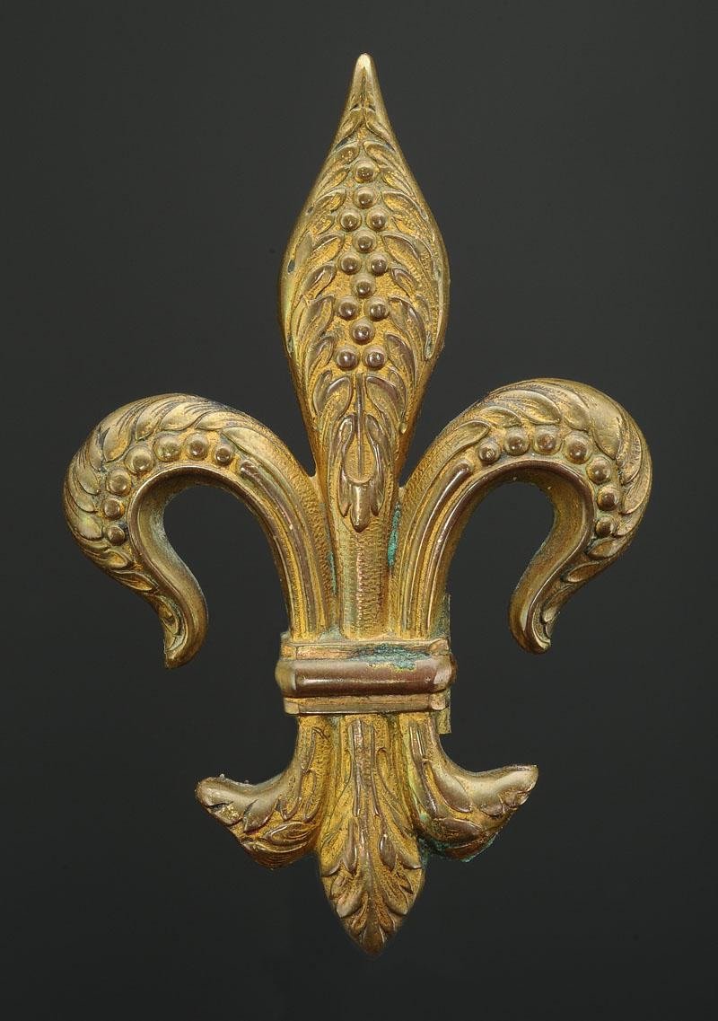 Fleur De Lys  Pour Banderole De Giberne  d'époque  Restauration  1815 