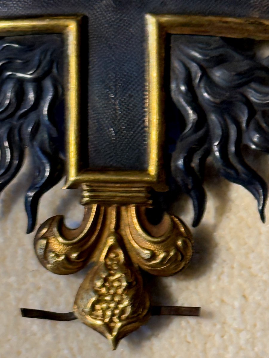 Helmet Plate Of The 2nd Company Of Musketeers Of The King's Military Household 1814-photo-3