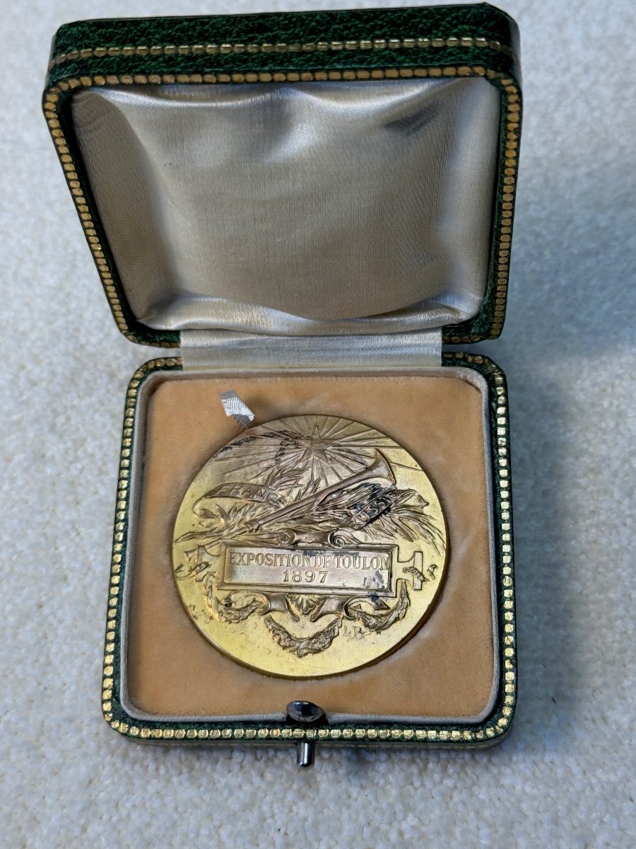 Médaille Commémorative De L 'exposition De Toulon  1897 19 ème -photo-1