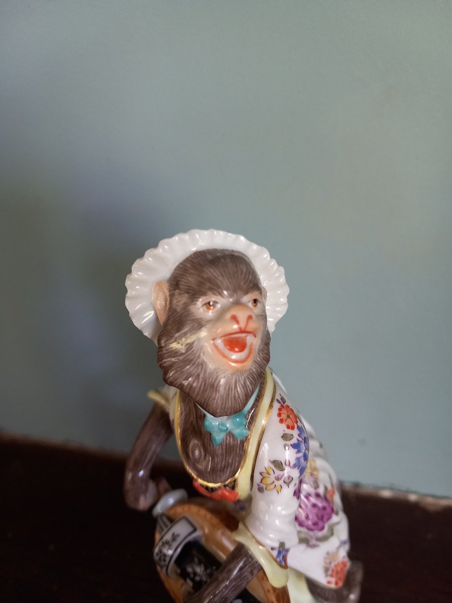 Manufacture De Meissen - Monkey Musician Playing Vielle-photo-1