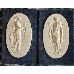 Manufacture De Sèvres, Pair Of Biscuit Plaques Representing Vestal Virgins