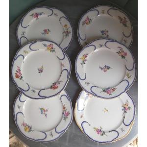 In The Style Of Sèvres - Six Plates With Cabbage Leaf Decor