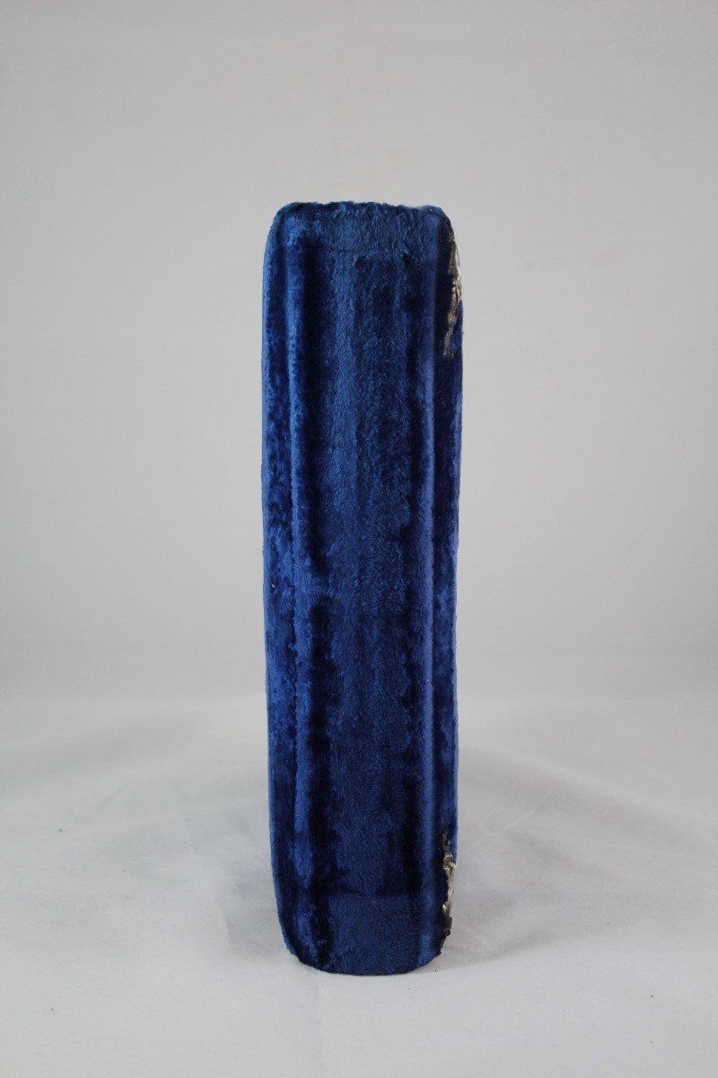 Photo Album Binding In Blue Velvet Circa 1900-photo-4