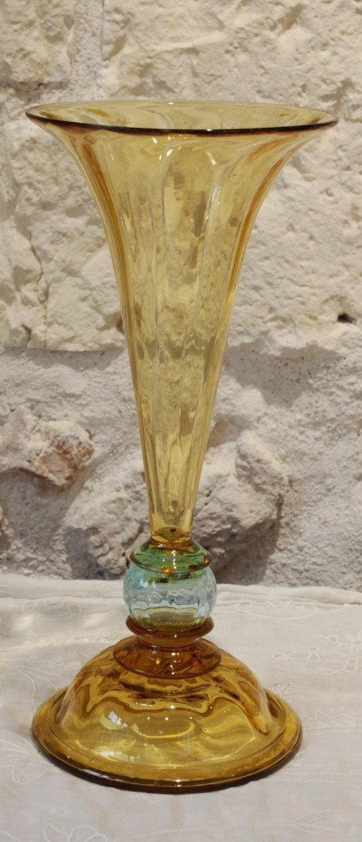 Vase En Verre Jaune Et Bleu, Cristallerie De Portieux