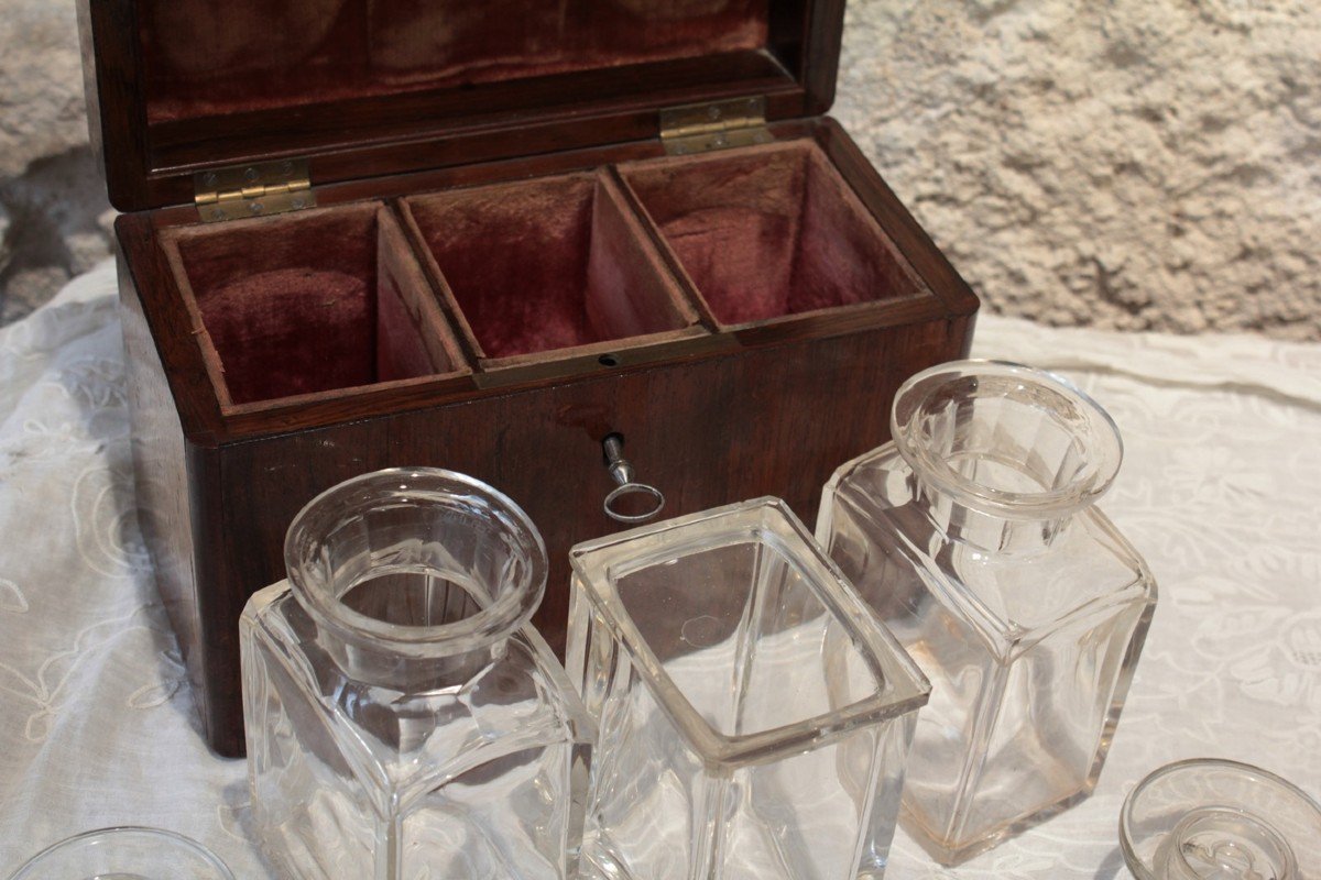 Travel Tea Box In Amaranth Veneer And Its 3 Bottles, 19th Century Period-photo-4