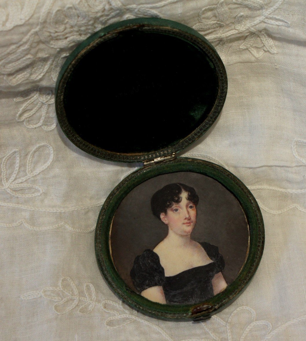 Miniature Portrait De Femme Dans Son étui En Galuchat Vers 1800