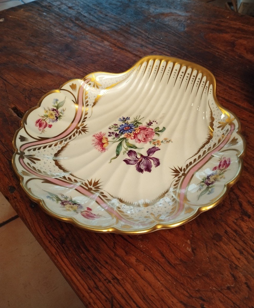 Coupe En Porcelaine René Caire Limoges 