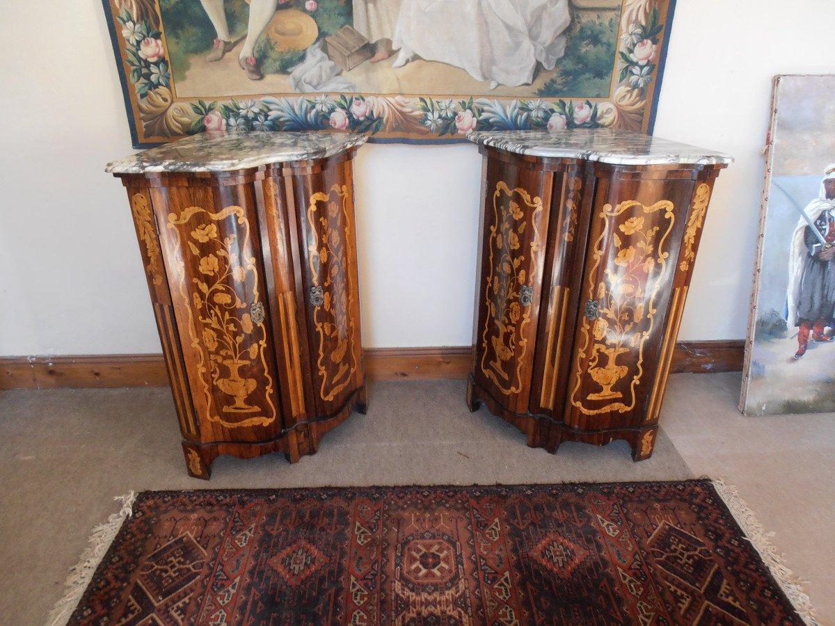 Corner Cabinets End Of 18th Century Early 19th Century