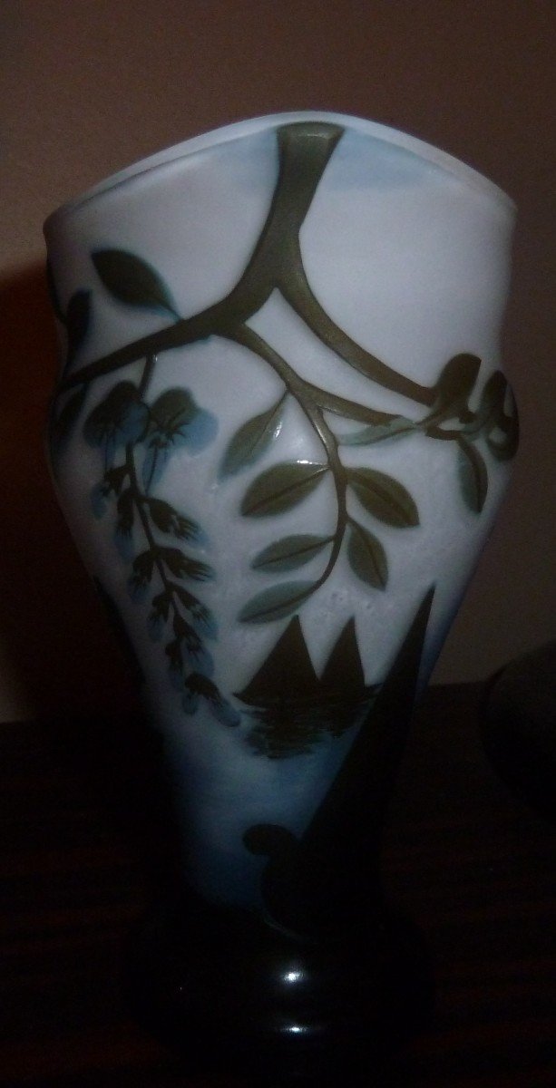 Art Nouveau Engraved Vase-photo-2