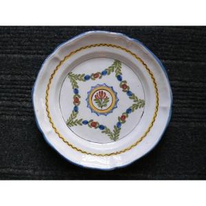 Round Earthenware Dish From Islettes Early 19th Century