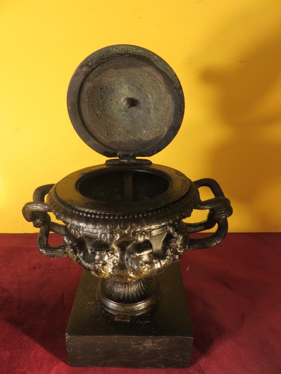 Crater Vase Or Covered Cup, In Bronze, On A Shower Stand Decorated With 19th Century Fauns-photo-4