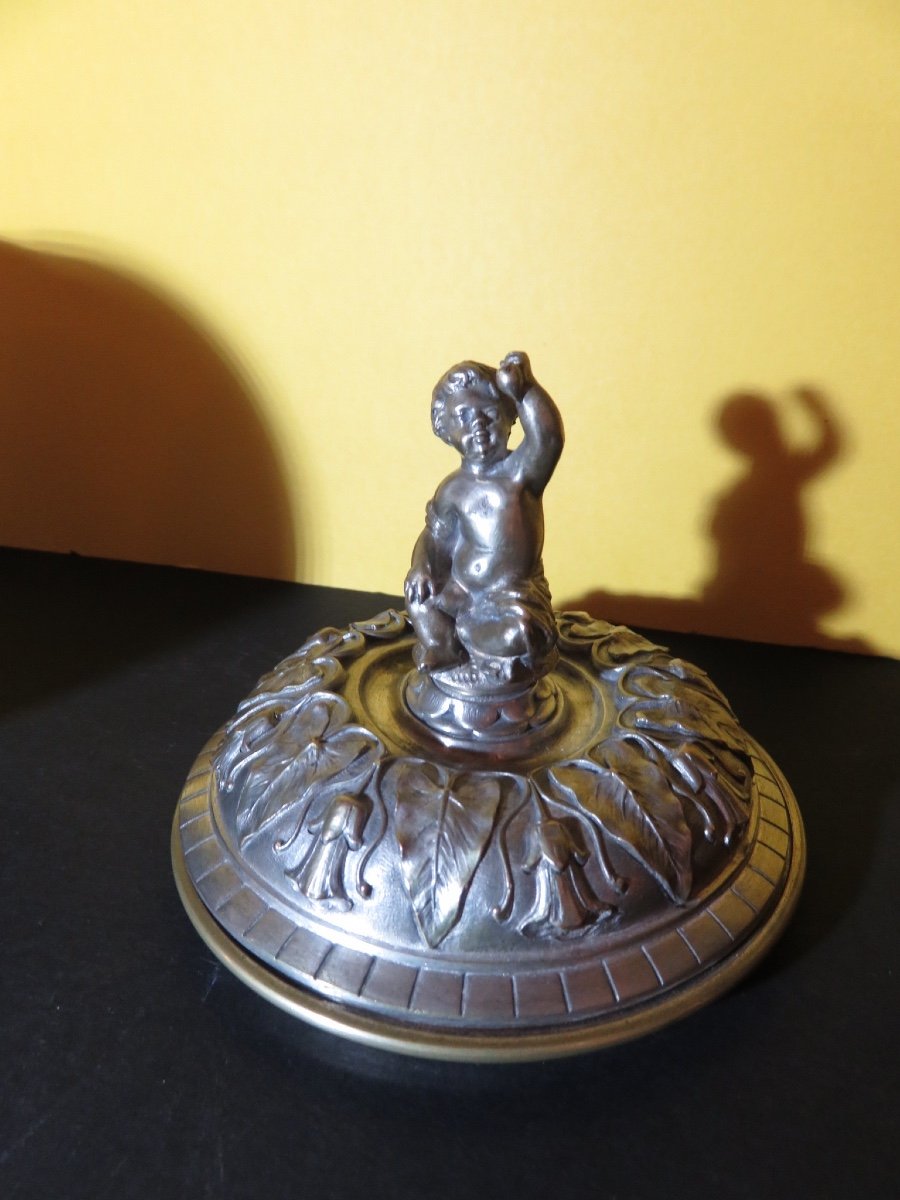 Pot à Tabac Aux Putti En Bronze Argenté XIX ème-photo-4