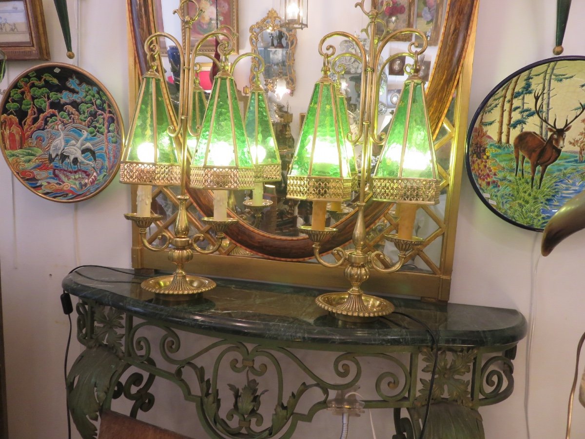 Paire de lampes à double lumières  , en forme de pagode , en laiton et verre martelé HT: 67 cm-photo-2