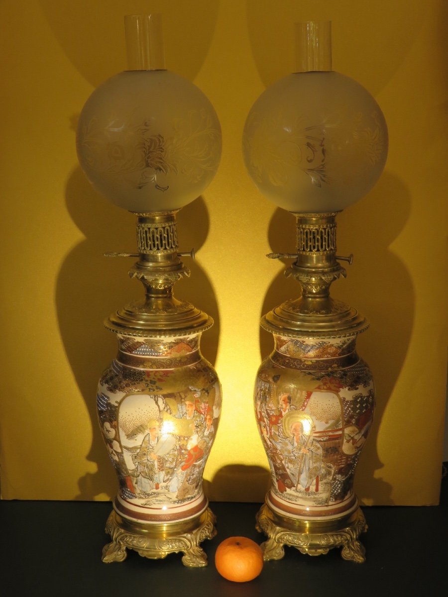 Paire de lampes en faïence fine de Satsuma , période Meiji ( 1868-1912) monture en bronze doré -photo-2