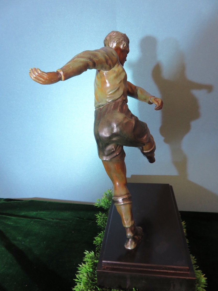 Sculpture en régule ,socle en marbre noir d'un footballeur époque Art Déco-photo-2