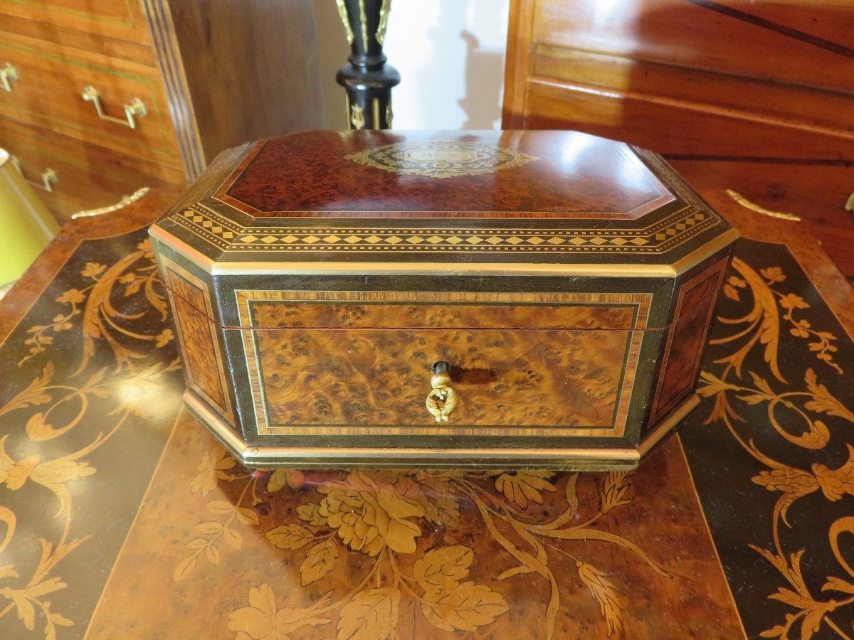 Tahan In Paris. Jewelry Box, Box, In Marquetry And Brass Napoleon III Period-photo-2