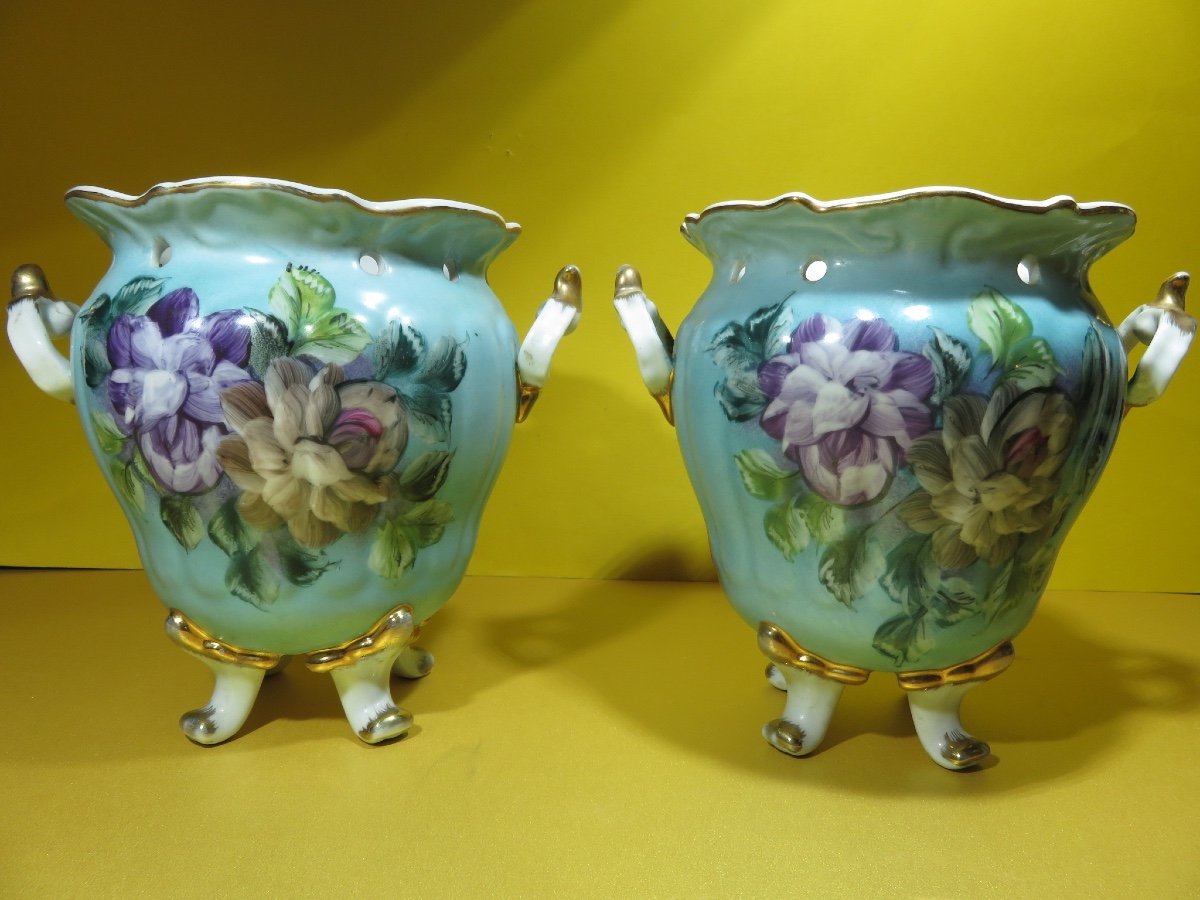 Paire de cache pots en porcelaine polychrome à double décor de fleurs XXème-photo-3