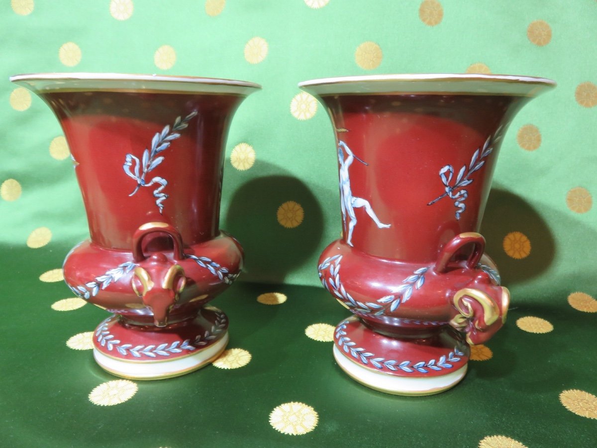 Paire de vases de forme Medicis en porcelaine à double décor dans le style Néo classique XX ème-photo-3