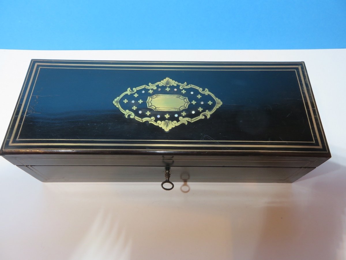 Napoleon III Period Box With Brass And Mother-of-pearl Inlays -photo-7