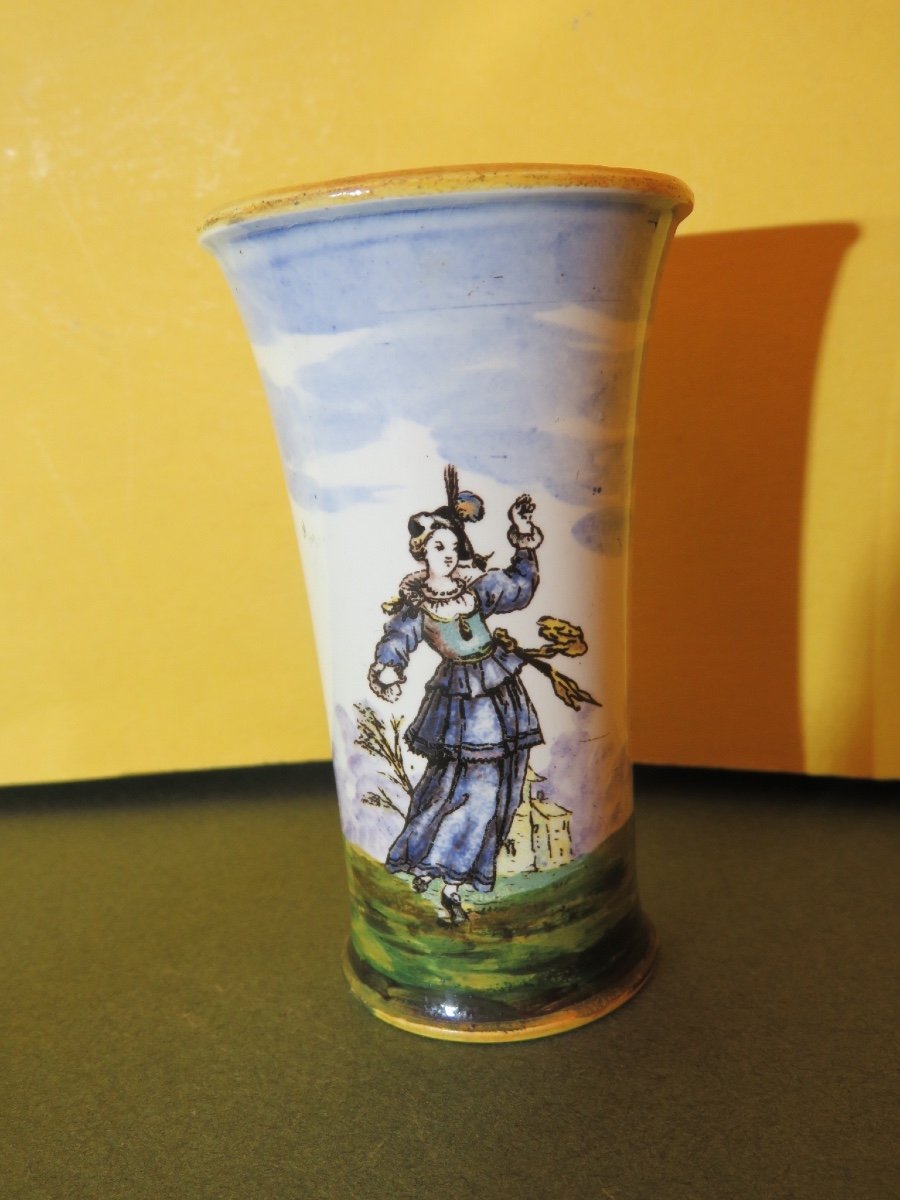 Pair Of Small Gien Scroll Vases With Rotating Decoration From The Comedy Dell "arte-photo-1