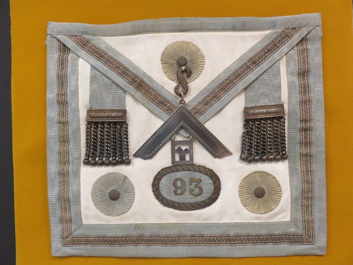 Freemason Master Apron, English Model, Silver Pendants And Square, Mid-20th Century-photo-4