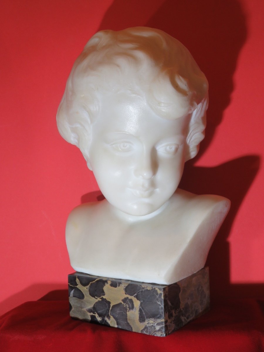 Carrara Marble Bust Of A Child And Portor Marble Base Signed Pugi (1850 - 1915)