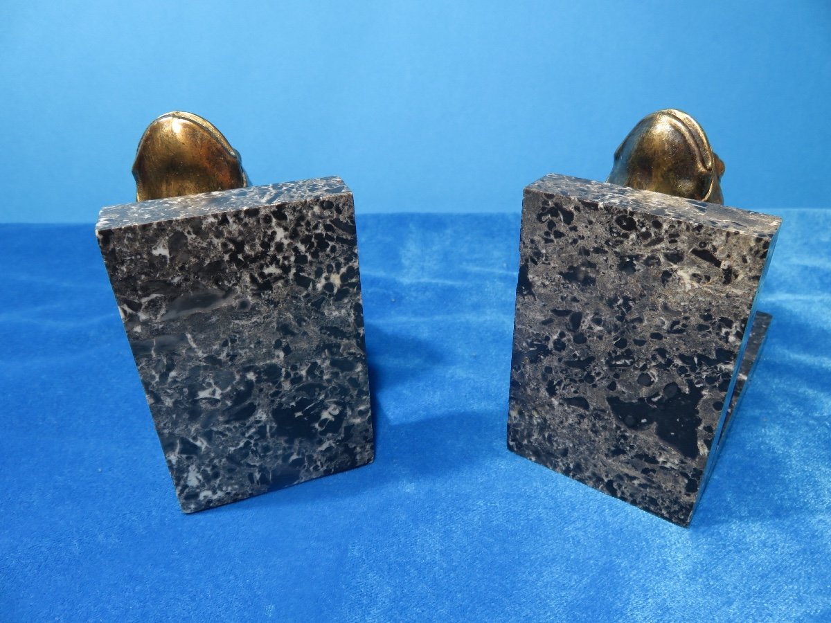 Pair Of Bookends With Japanese-style Koi Carp Theme, In Babbitt On A Black Marble Base -photo-5